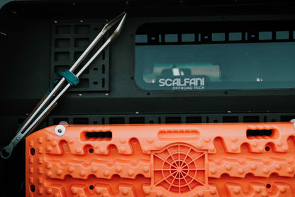 Glazing between Cab and Load Bin